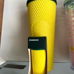 BNWT Starbucks Hawaii Pineapple Venti Studded Tumbler plus keychain